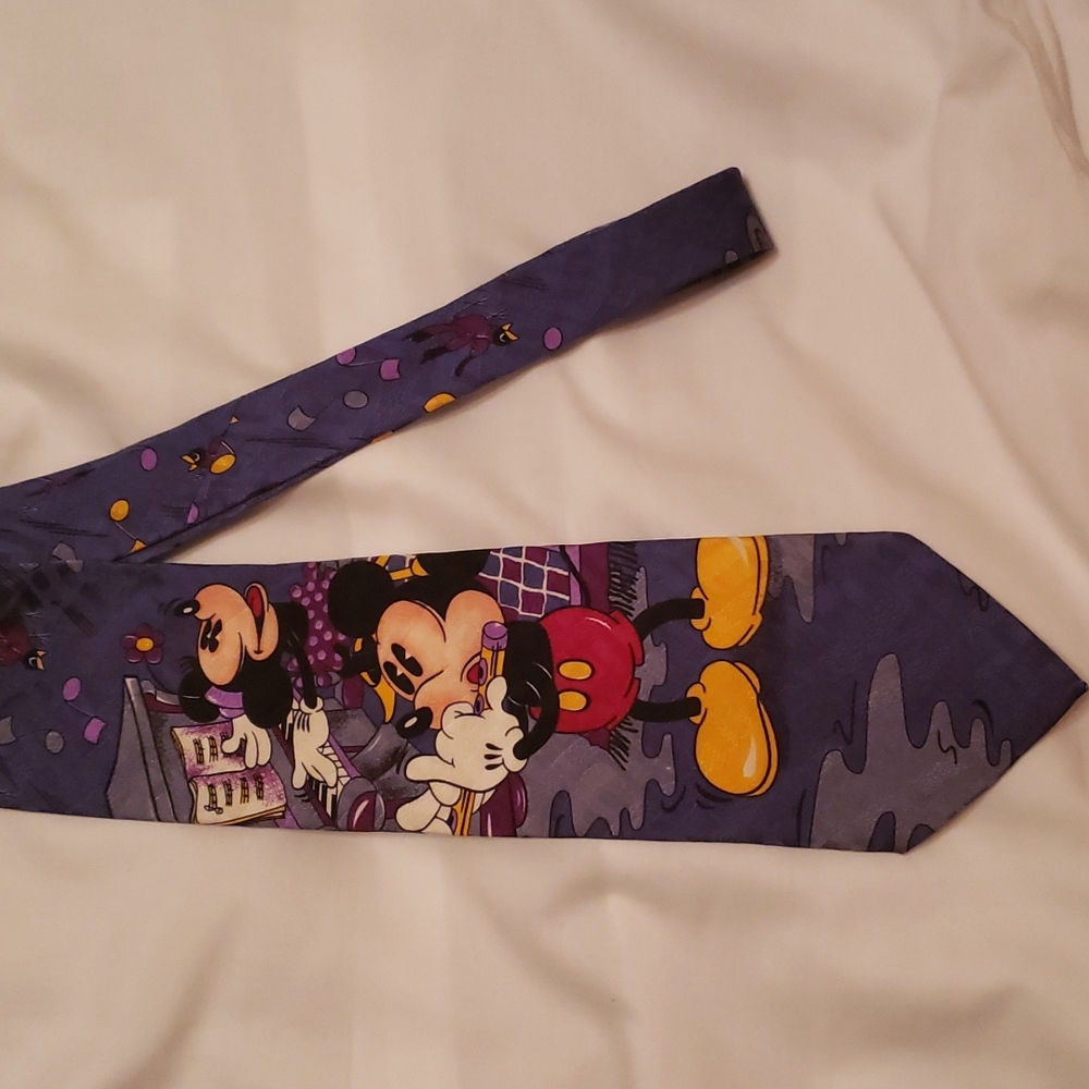 Disney Mickey and Minnie Mouse Tie